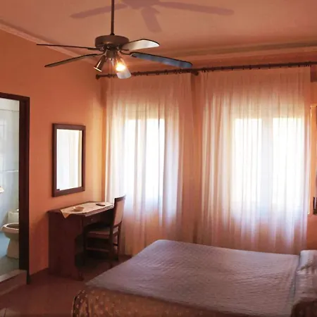 Costa Azzurra Hotel 2*