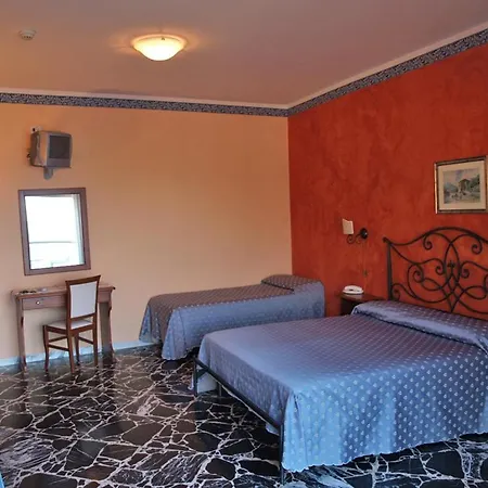 Hotel Costa Azzurra Giardini-Naxos