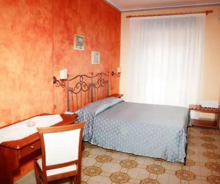 Hotel Costa Azzurra Giardini-Naxos