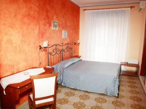 Hotel Costa Azzurra Giardini Naxos